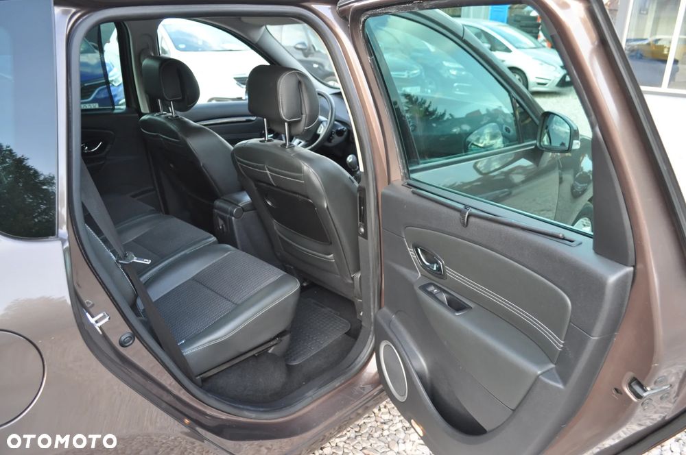 Renault Scenic TCe 130 Dynamique - 17