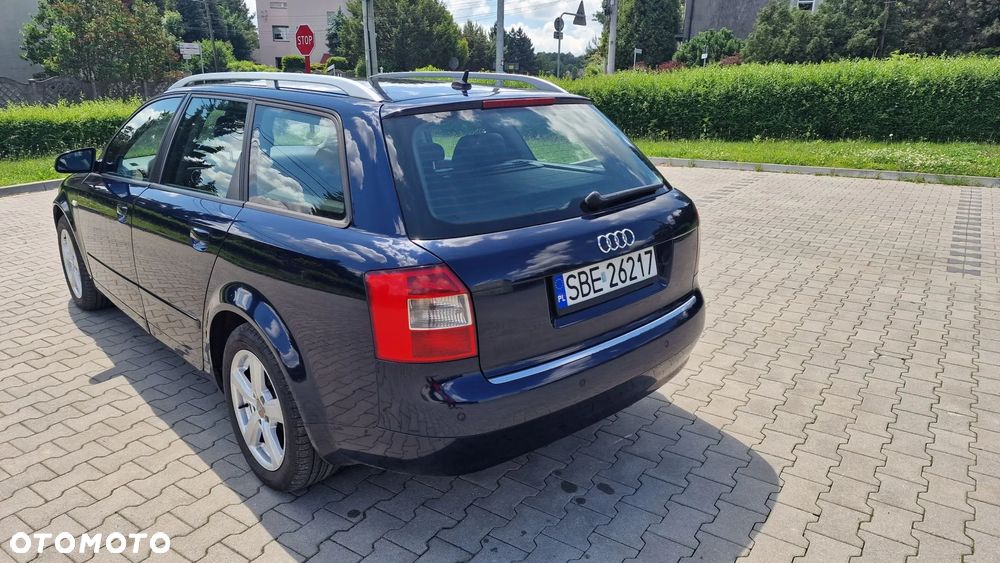 Audi A4 Avant - 5