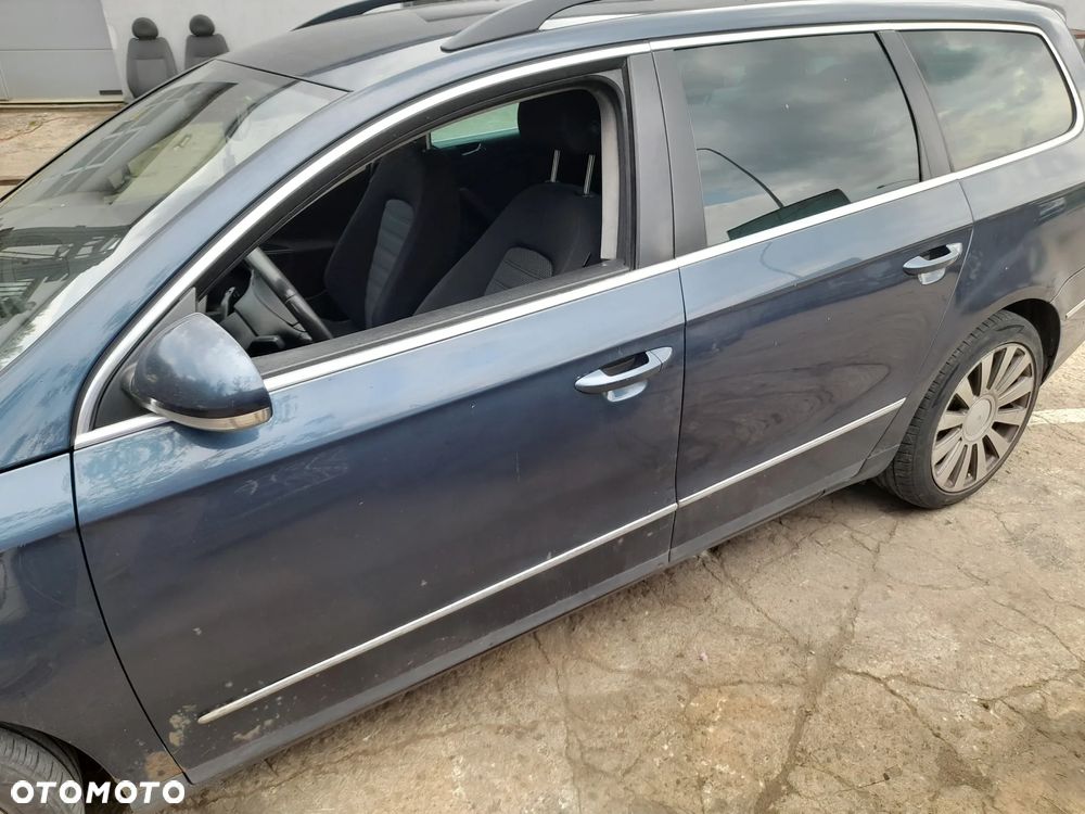 PASSAT B6  lusterko lewe lub prawe - 1