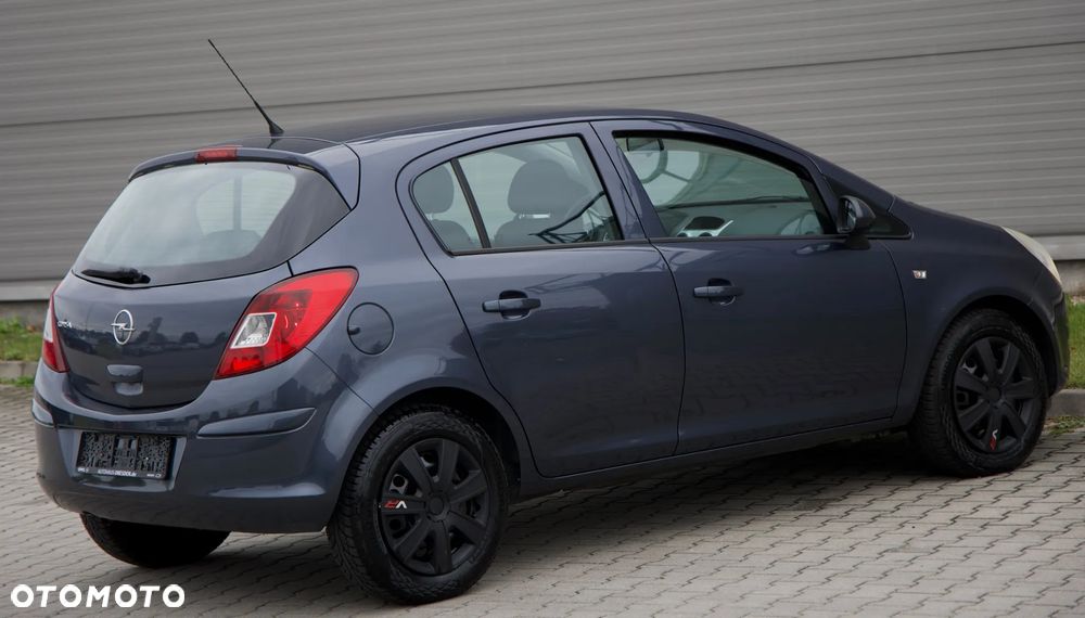 Opel Corsa - 17