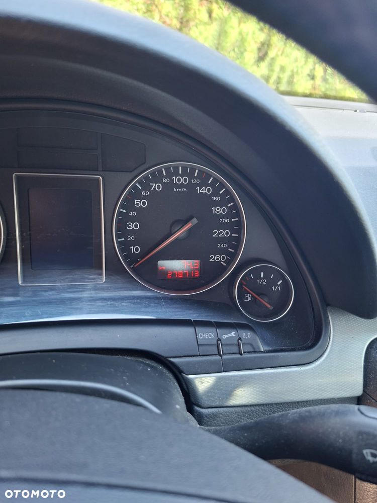 Audi A4 Limousine 1.9 TDI - 5