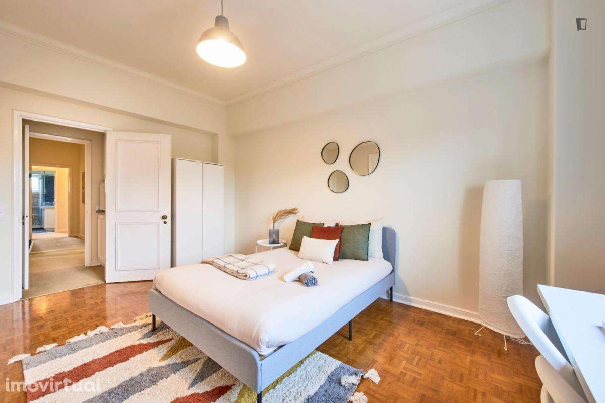 Quarto - localizado em Telheiras Lisbon - Grande imagem: 5/59