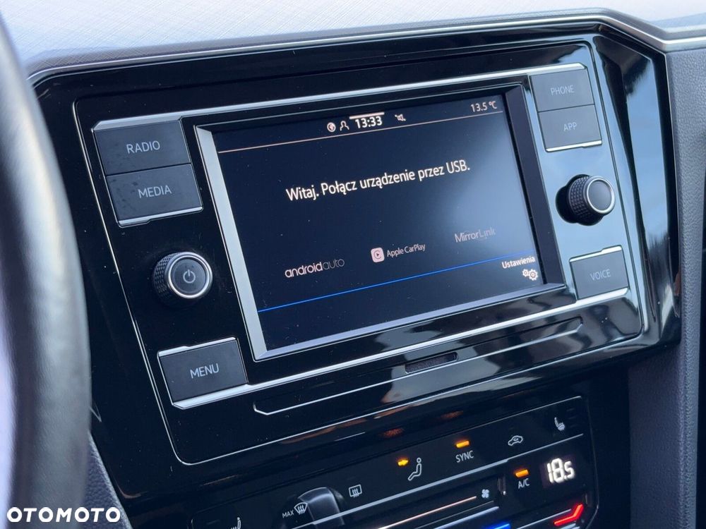 Volkswagen Passat Variant - 25