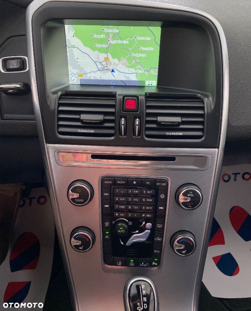 Volvo XC 60 - 18