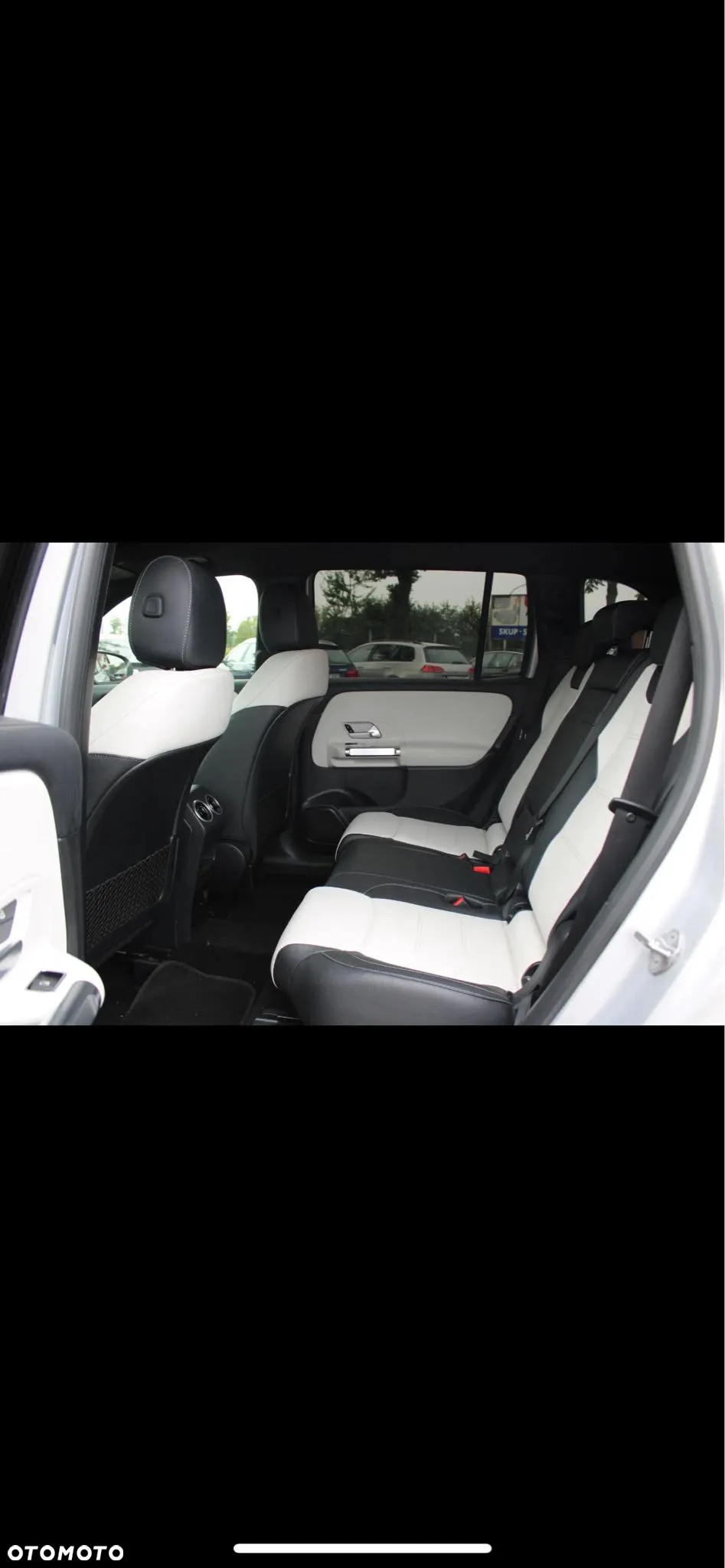 Mercedes-Benz GLB 250 4-Matic AMG Line 8G-DCT - 21