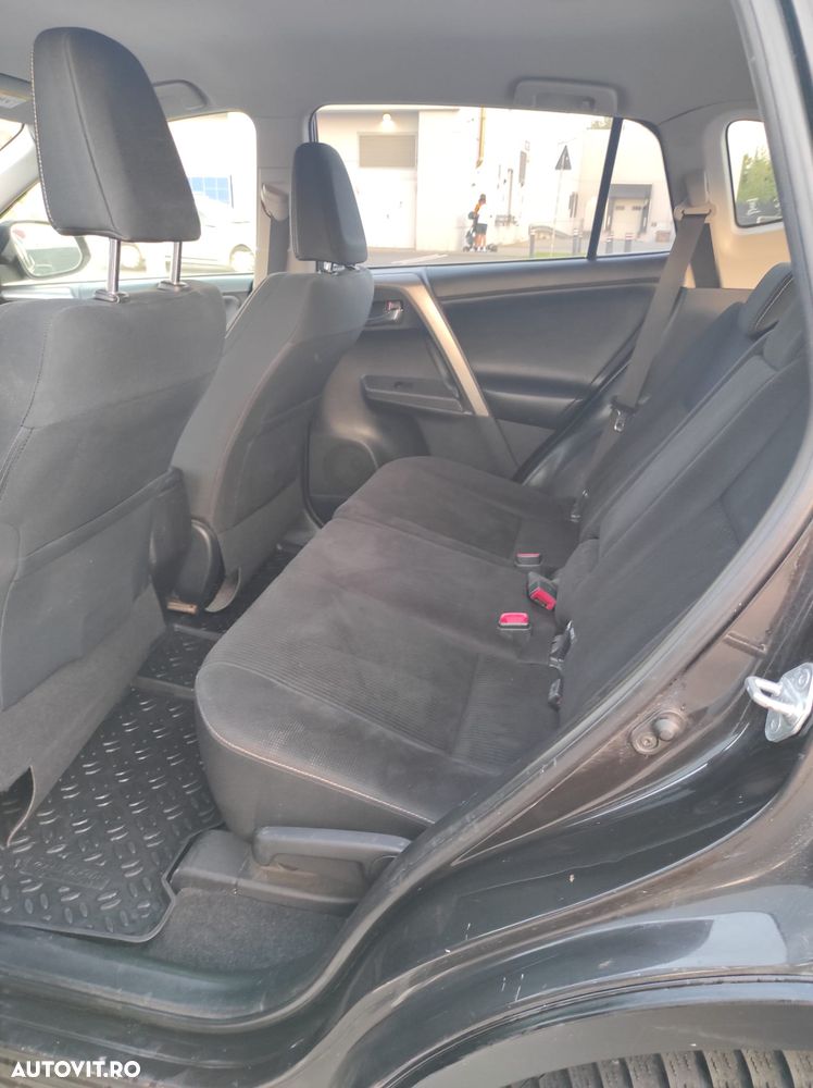 Toyota RAV4 2.0 D-4D 4WD Comfort - 13