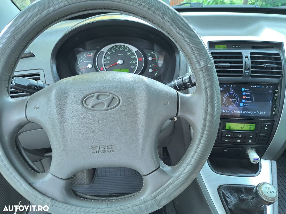 Hyundai Tucson 2.0 DOHC 4WD - 24