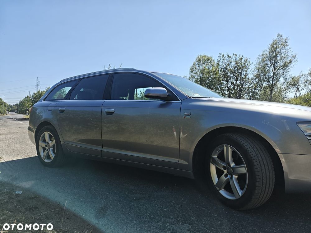Audi A6 Avant 2.4 - 22