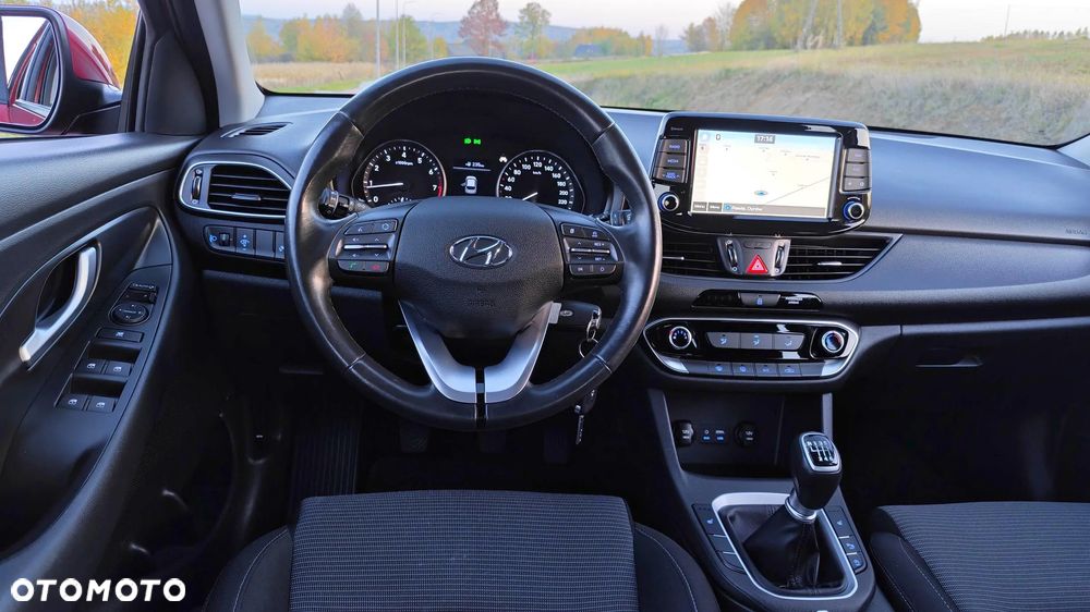 Hyundai i30 1.4 Passion Plus - 21