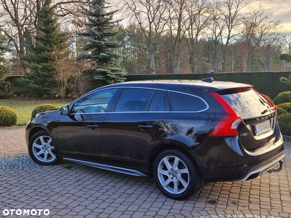 Volvo V60 D2 Momentum - 20