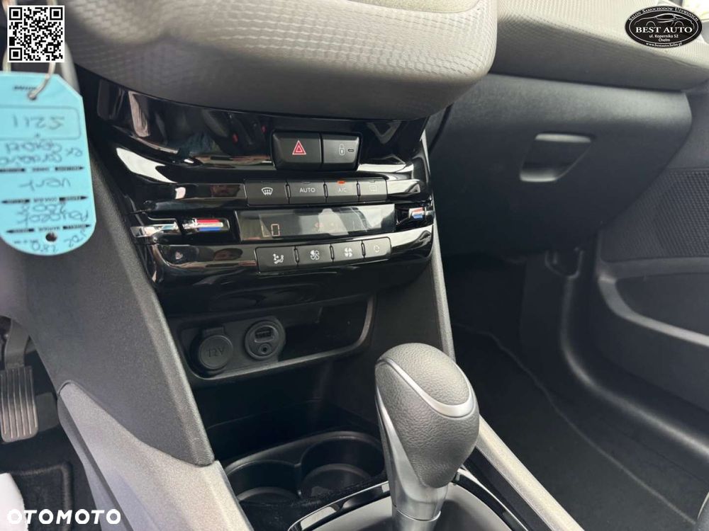 Peugeot 2008 - 32