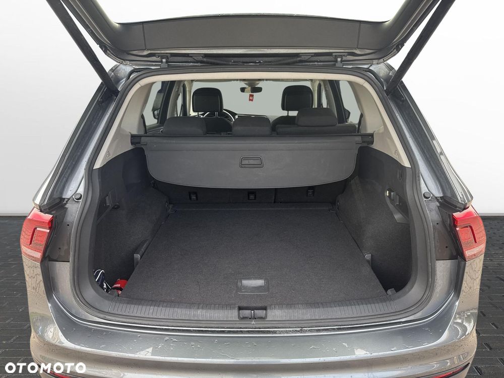 Volkswagen Tiguan - 13