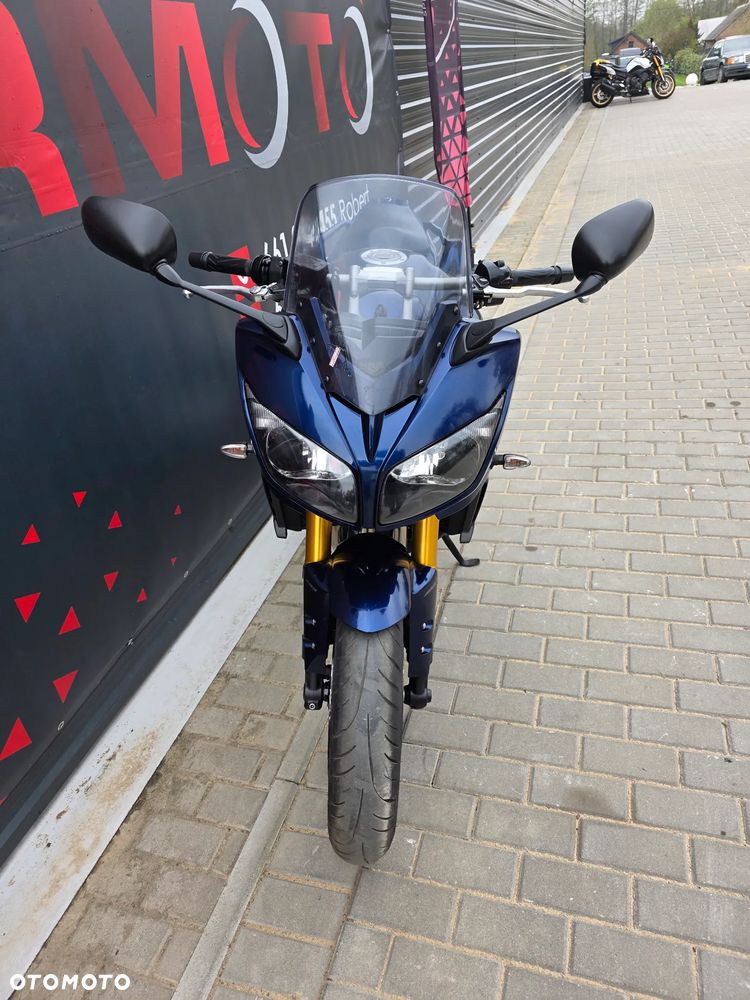 Yamaha FZ - 27