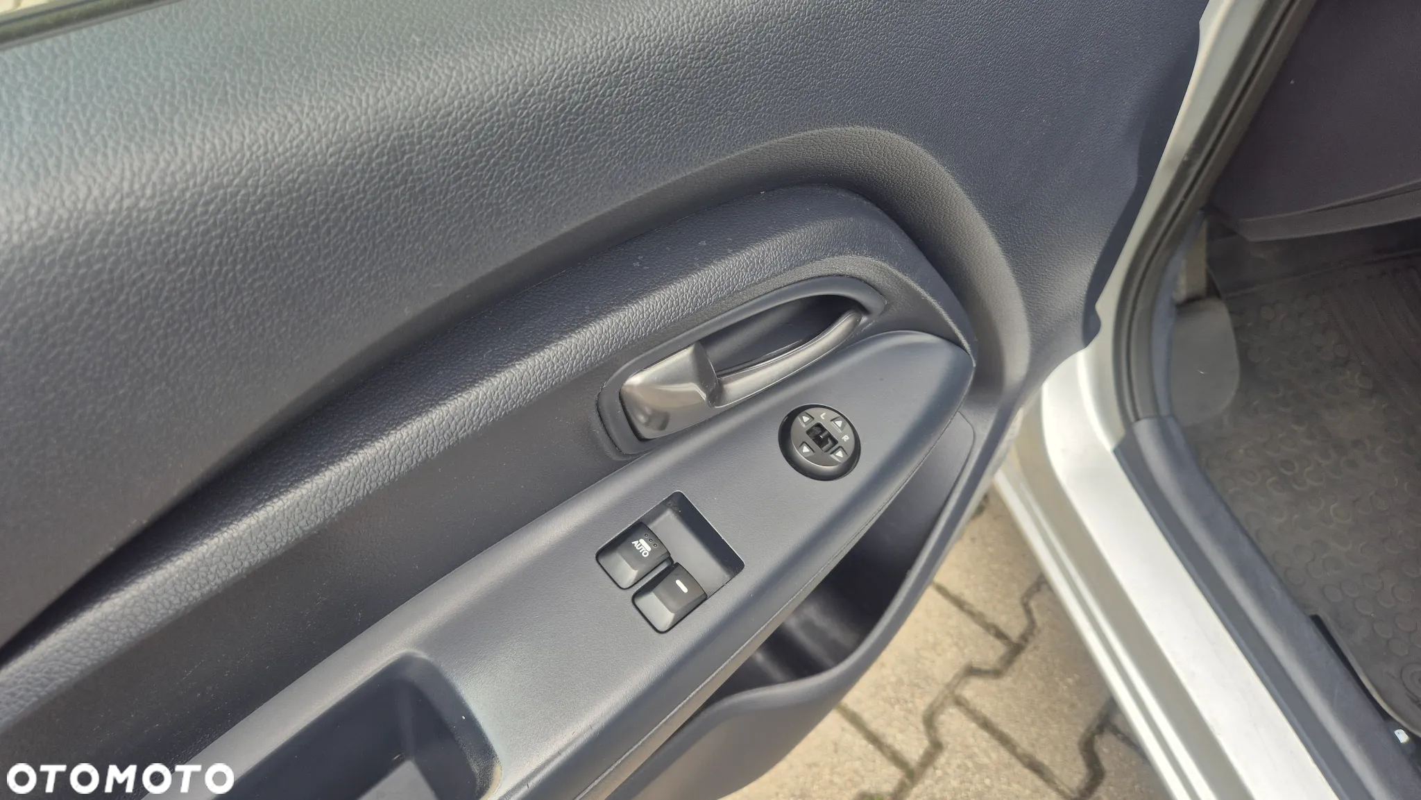 Kia Rio 1.2 S - 11