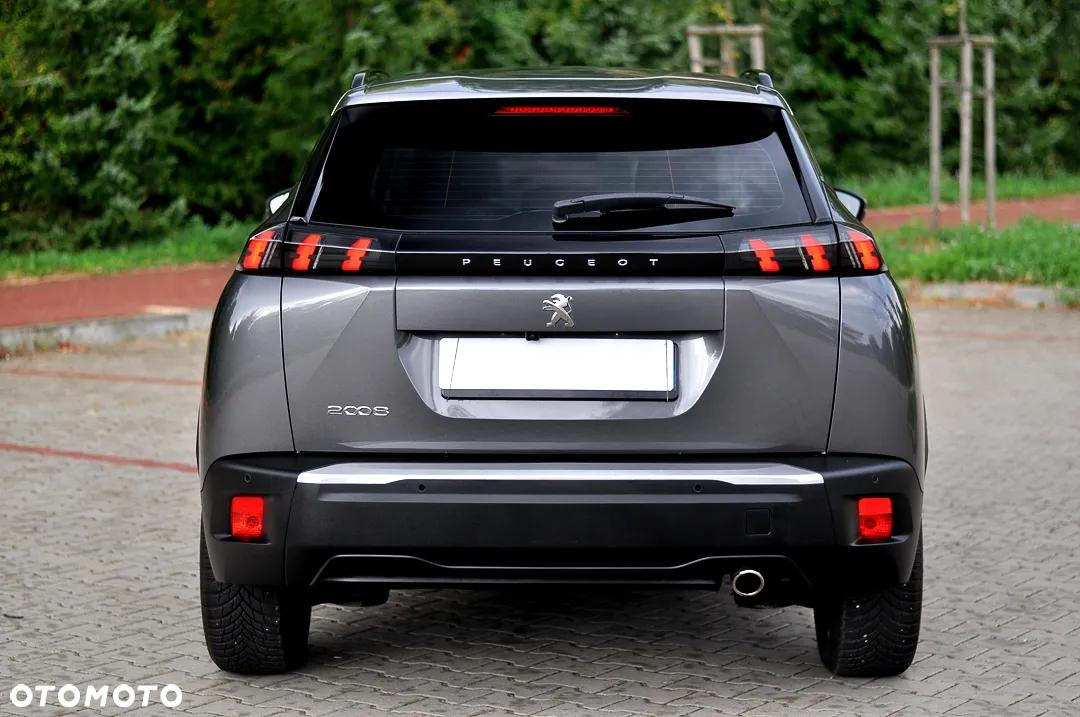 Peugeot 2008 BlueHDi 130 Allure S&S EAT8 - 20