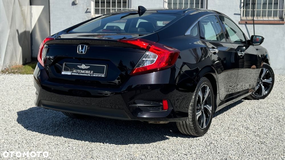 Honda Civic 1.5 i-VTEC Turbo Executive - 9