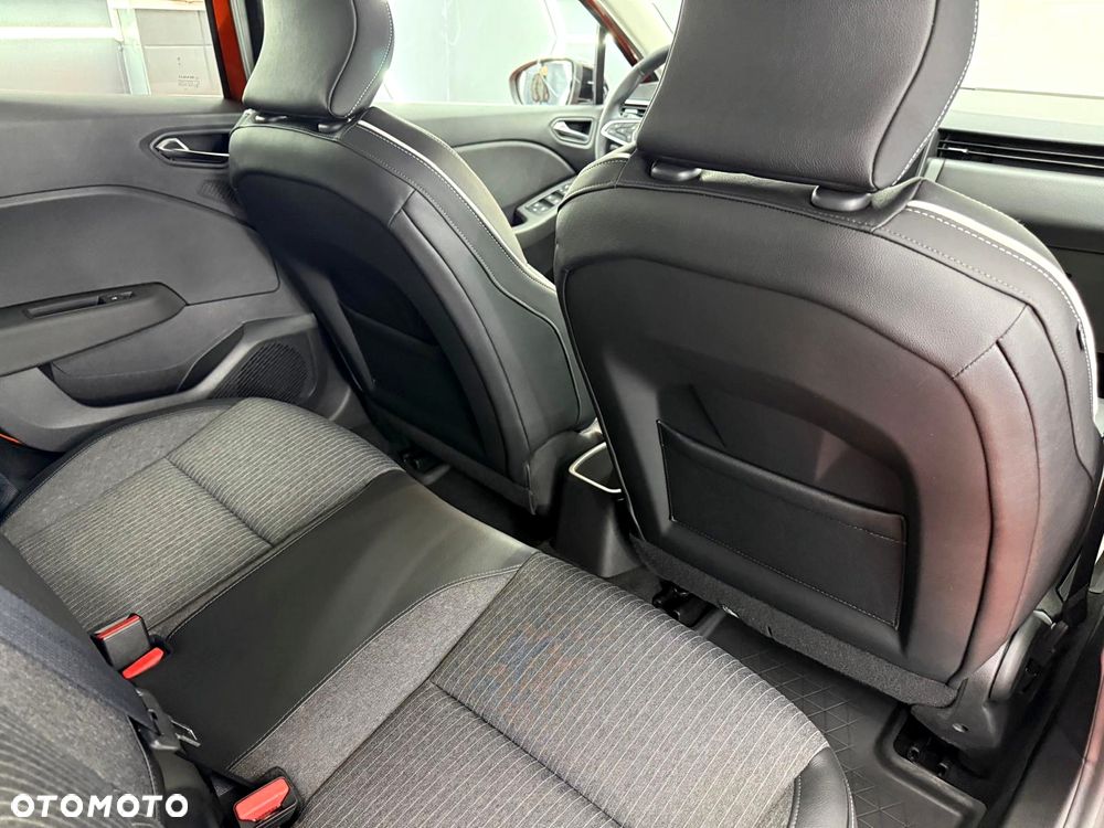 Renault Clio 1.0 TCe Intens Xtronic - 28