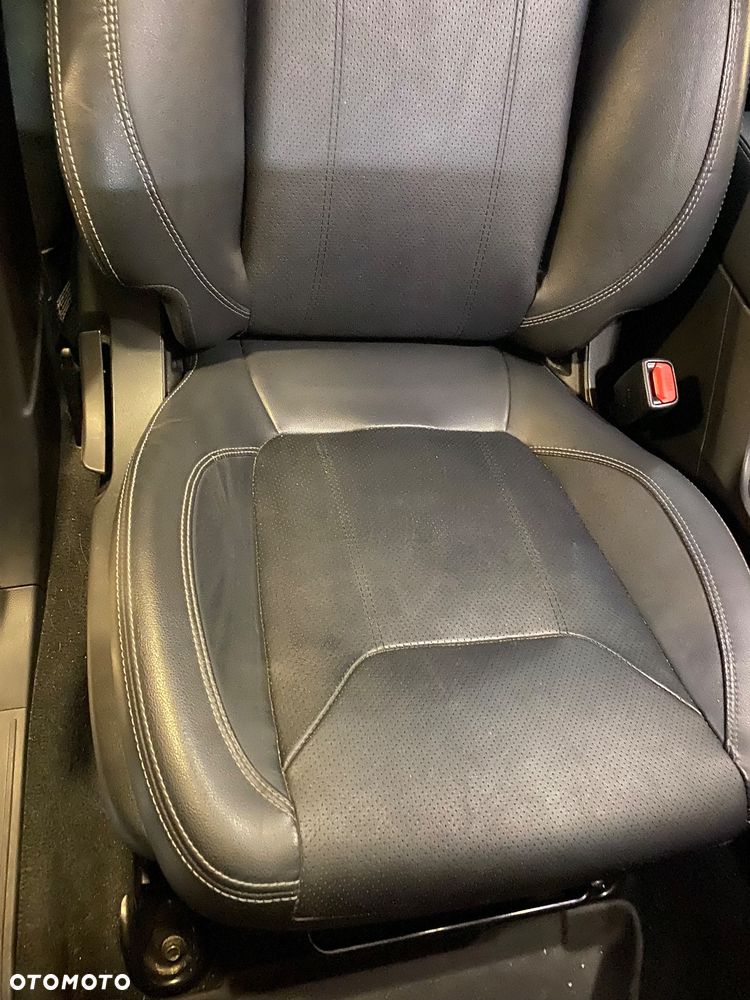 Subaru Forester 2.0 i Platinum Lineartronic - 24