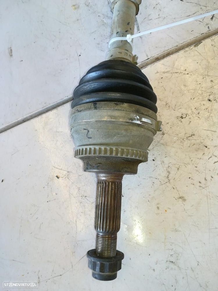 TRANSMISSÃO FRONTAL DIREITA TOYOTA AVENSIS 2004 - 2