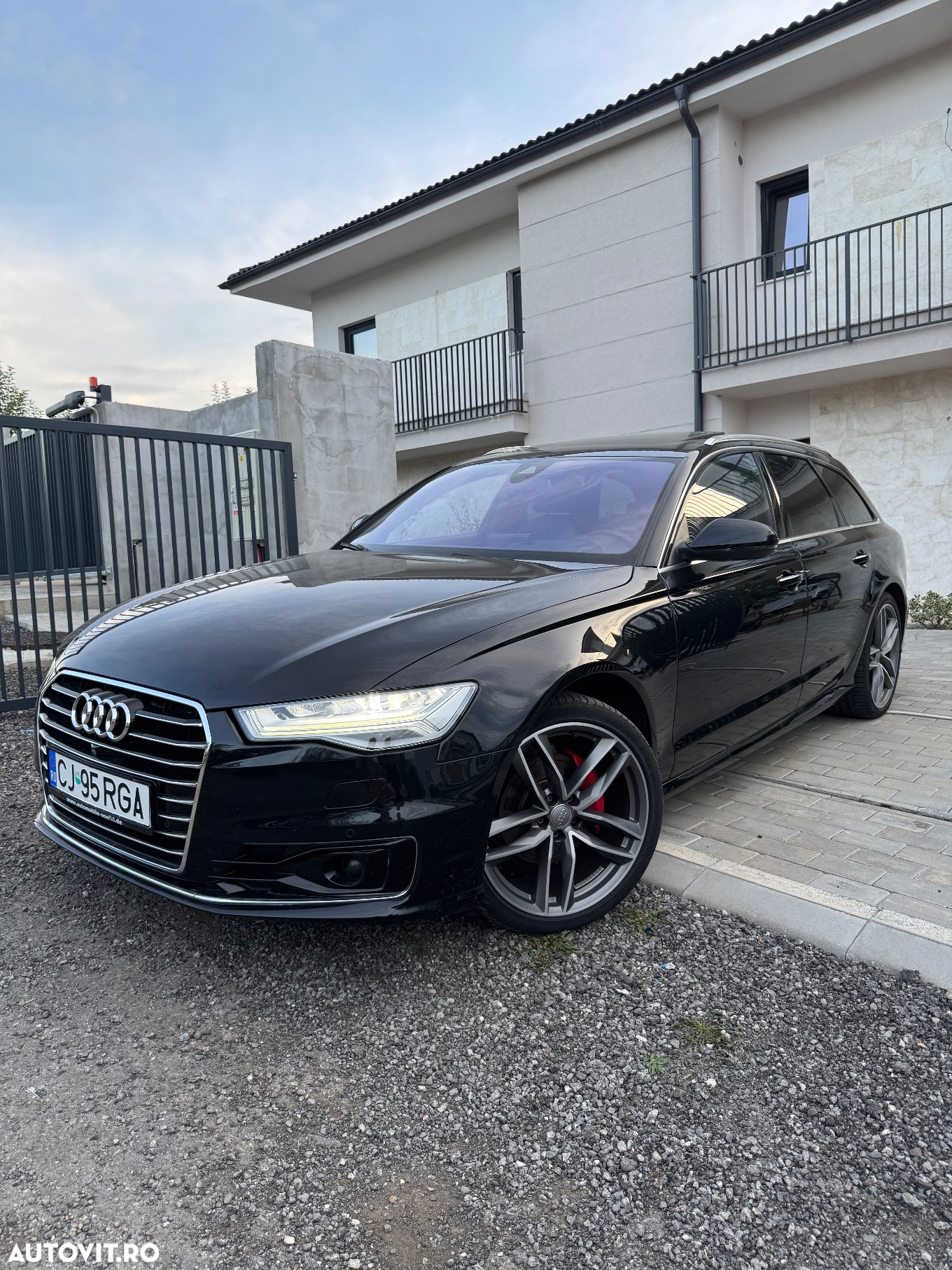 Audi A6 Avant 2.0 TDI Ultra S tronic - 2
