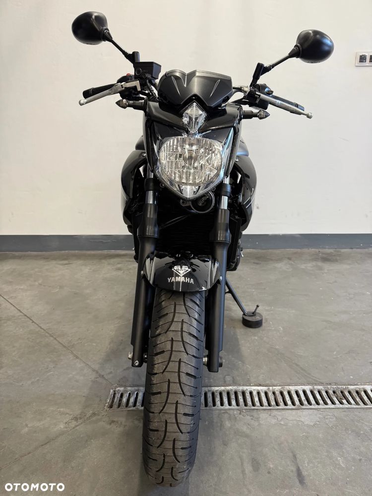 Yamaha XJ - 37