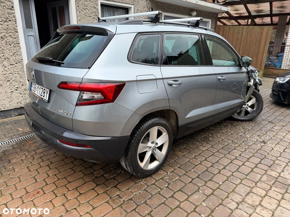 Skoda Karoq 1.5 TSI ACT GPF 4x2 Ambition - 4