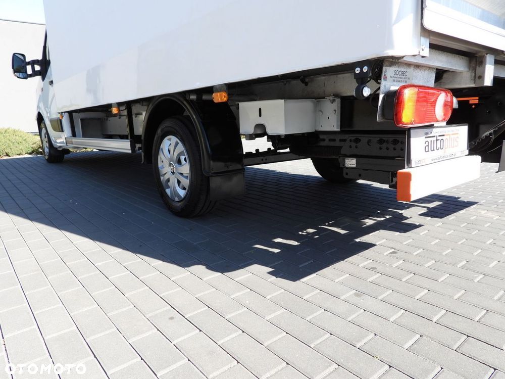Renault MASTER KONTENER WINDA 8 PALET TEMPOMAT LEDY KLIMATYZACJA  145KM - 18