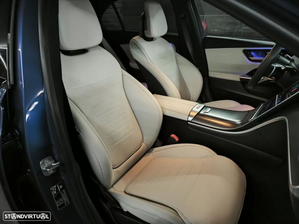 Mercedes-Benz C 300 d AMG Line - 25