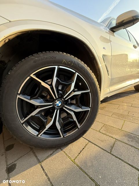 BMW X3 xDrive20d - 12