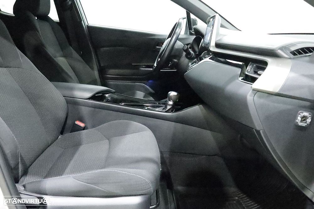 Toyota C-HR 1.8 HSD Exclusive - 18