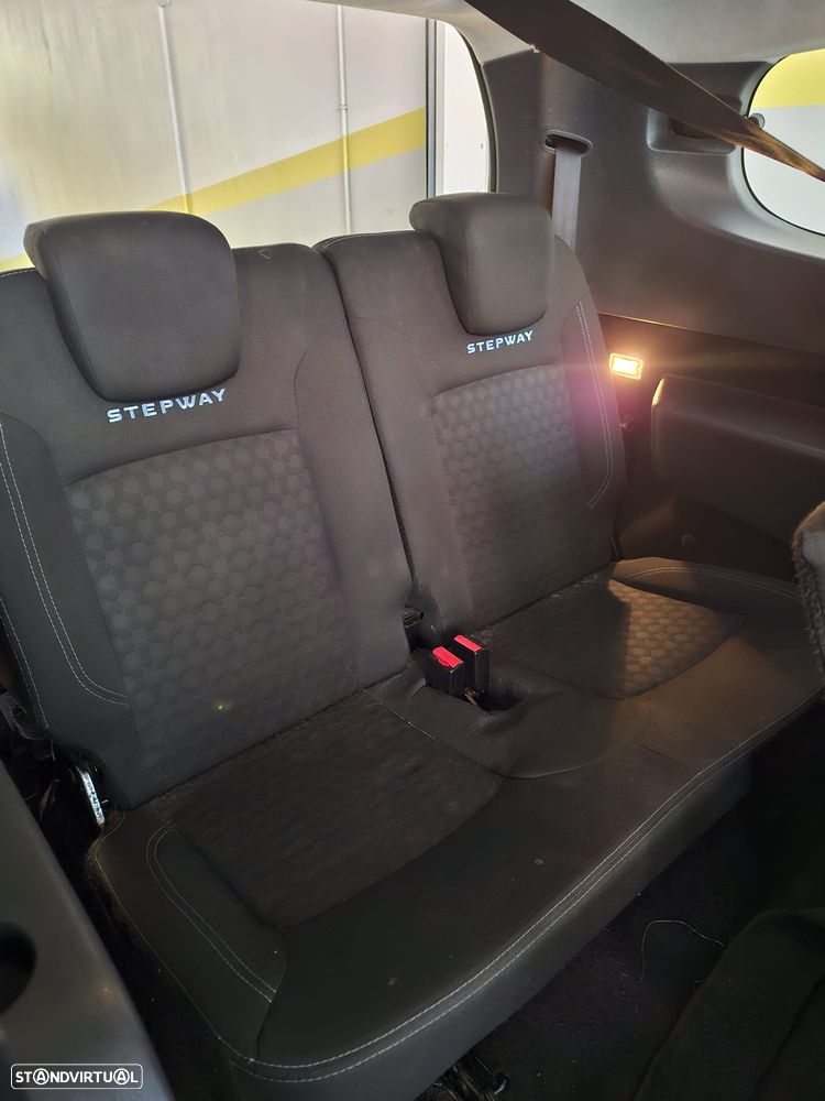 Dacia Lodgy dCi 110 Stepway - 14