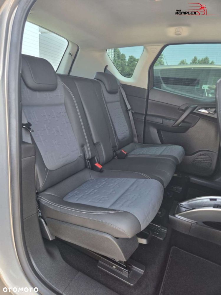 Opel Meriva - 11