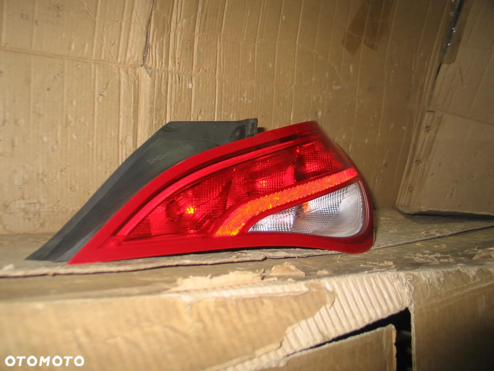 lampa tyl tylna mercedes CLA C117 W117 A1179061800 oryginal - 6