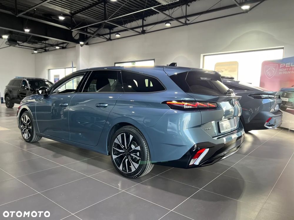 Peugeot 308 1.2 mHEV Allure S&S e-DCS6 - 4