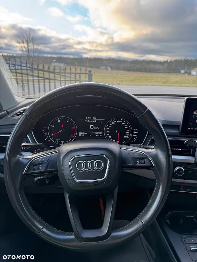 Audi A4 2.0 TDI S tronic - 9