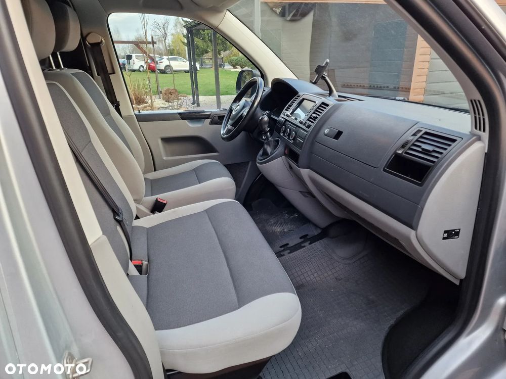 Volkswagen Transporter T5 - 14