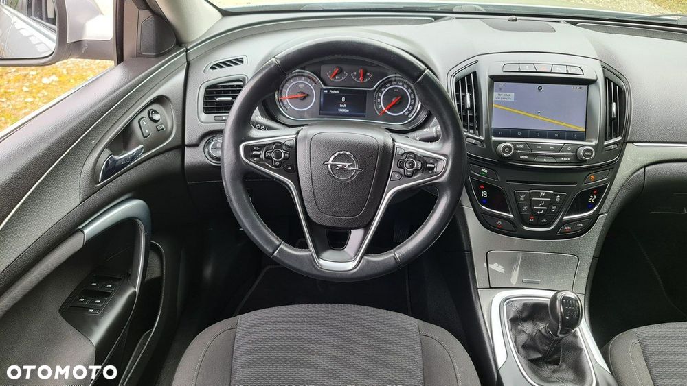 Opel Insignia - 17