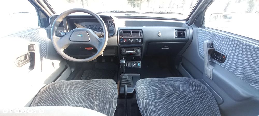 Ford Orion 1.4 CL - 31