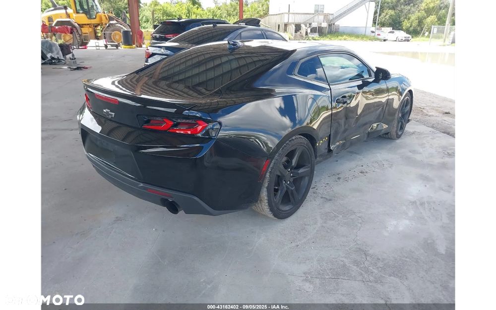 Chevrolet Camaro - 4