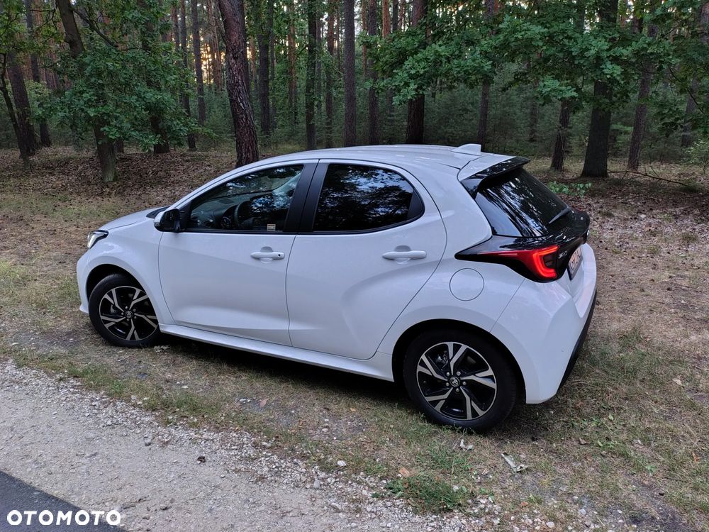 Toyota Yaris Hybrid 1.5 Style - 4