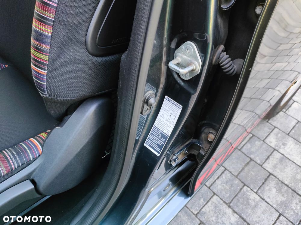 Citroën C1 AIRSCAPE VTi 68 Feel Edition - 23