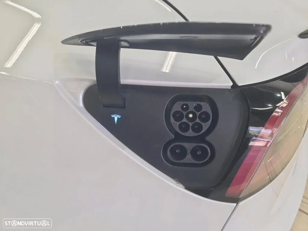 Tesla Model 3 Performance Dual Motor AWD - 13