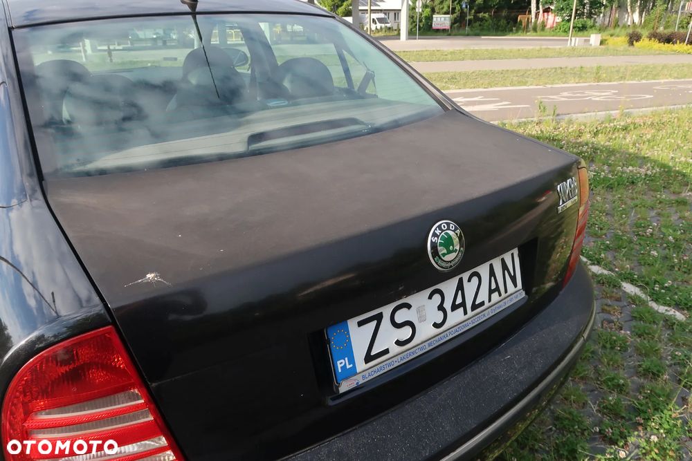 Skoda Superb 1.8T Elegance - 11