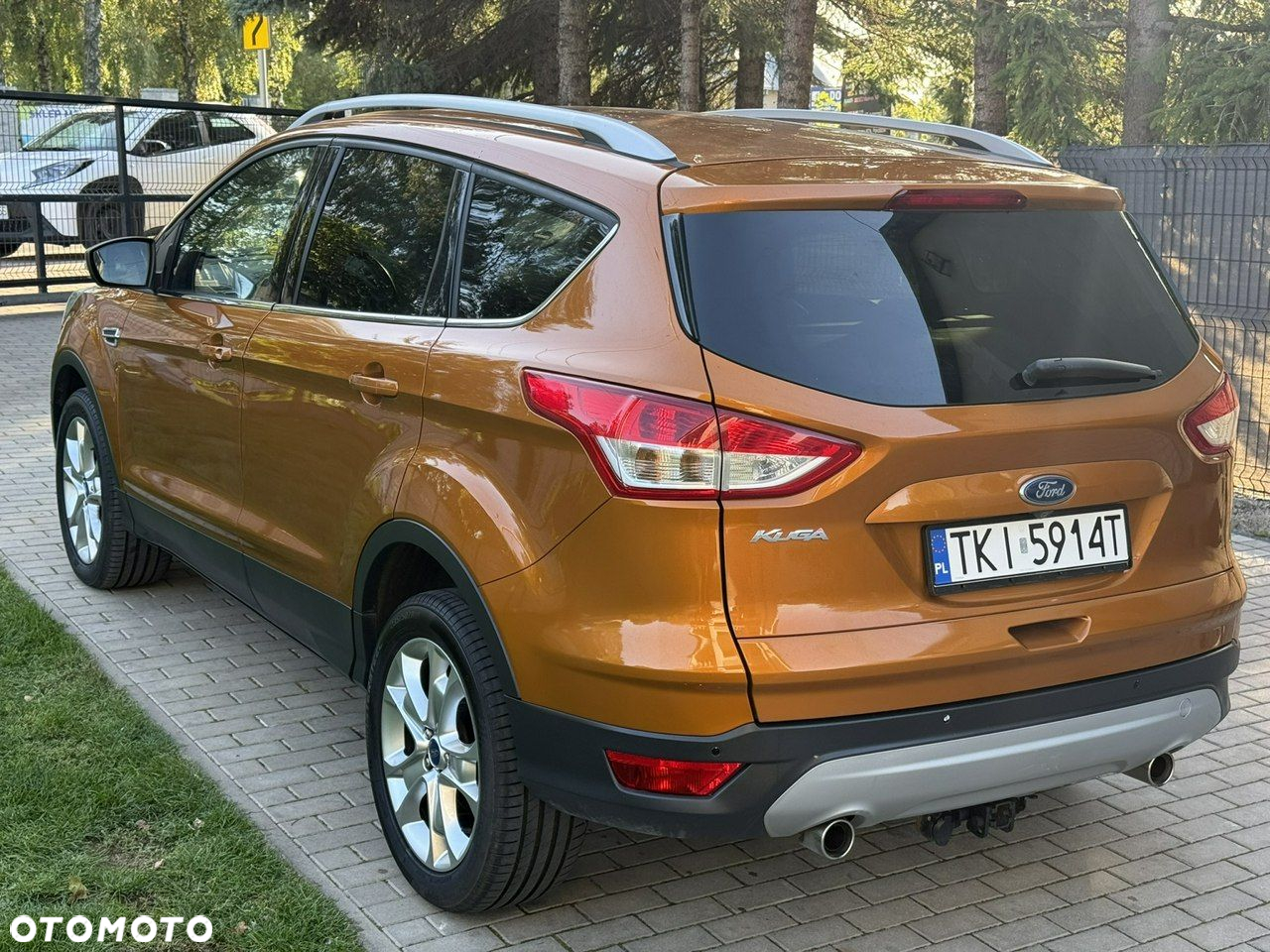 Ford Kuga - 4