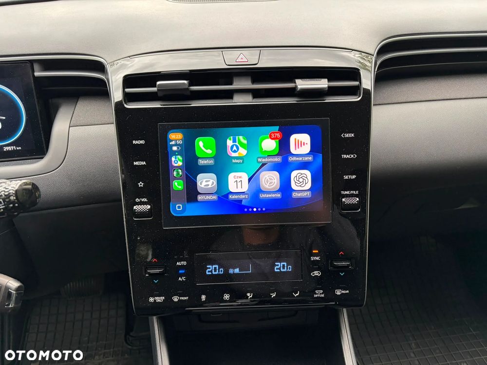 Hyundai Tucson 1.6 T-GDi HEV Executive 2WD - 23