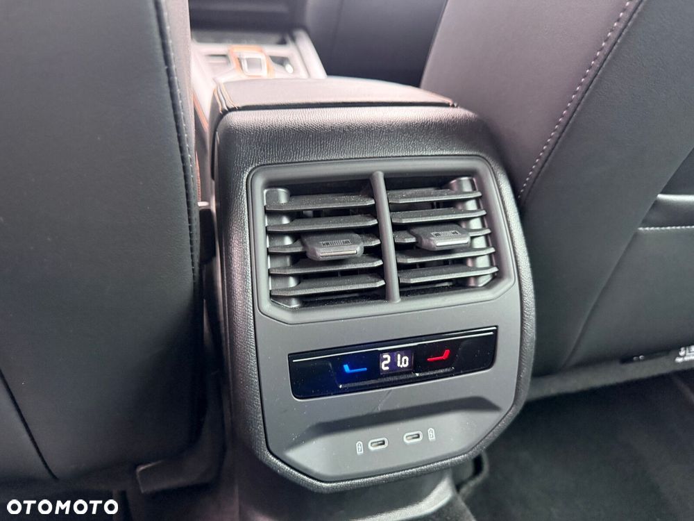 Cupra Formentor 1.5 eTSI mHEV DSG - 12