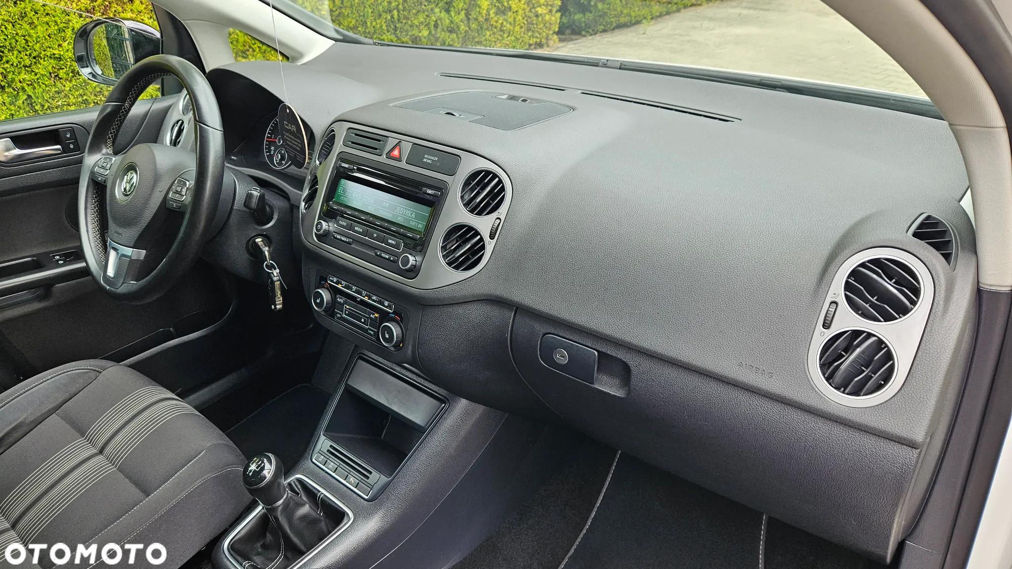 Volkswagen Golf Plus 1.6 TDI DPF MATCH - 10