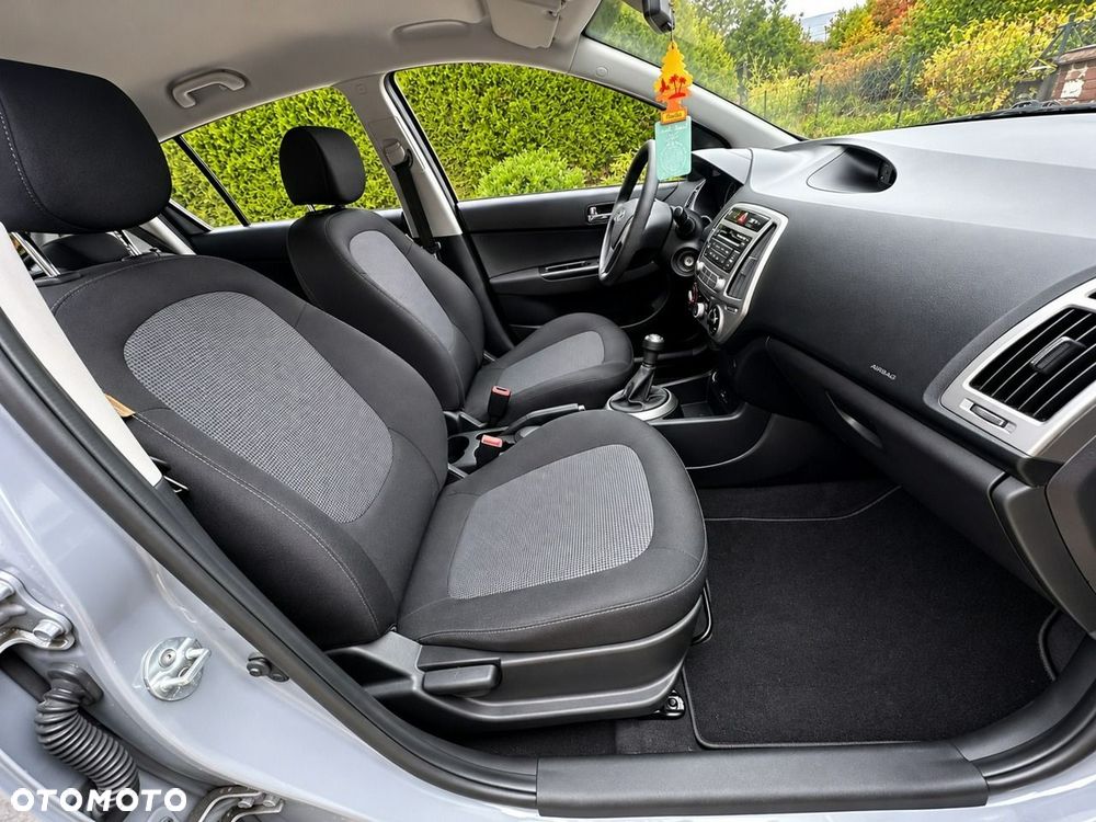 Hyundai i20 - 9