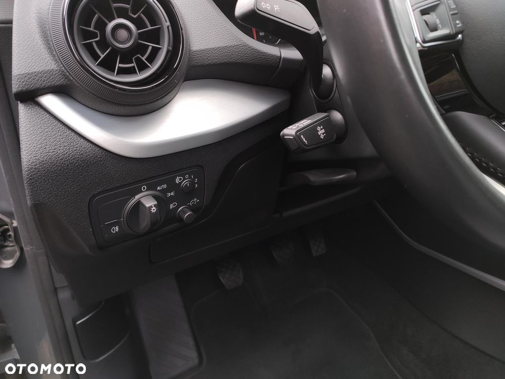 Audi Q2 1.4 TFSI CoD Sport - 12