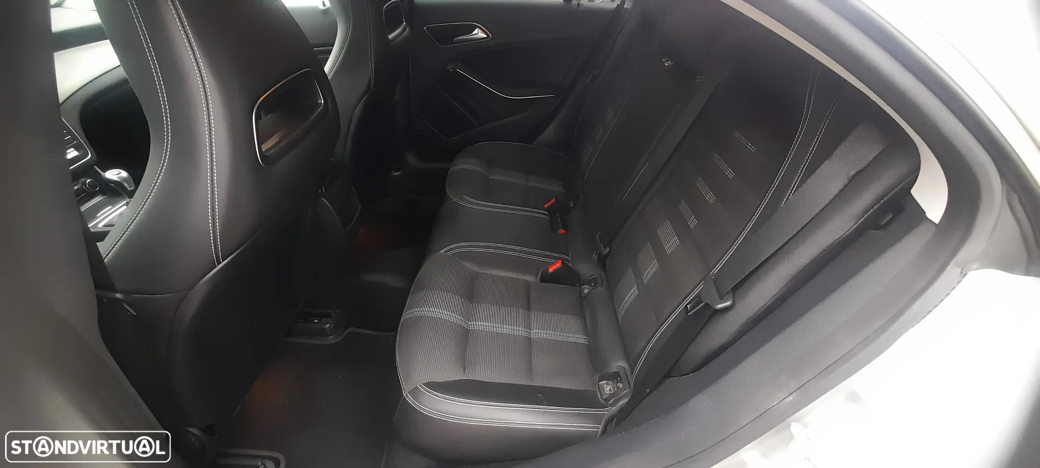 Mercedes-Benz CLA 180 d Peak Edition - 7